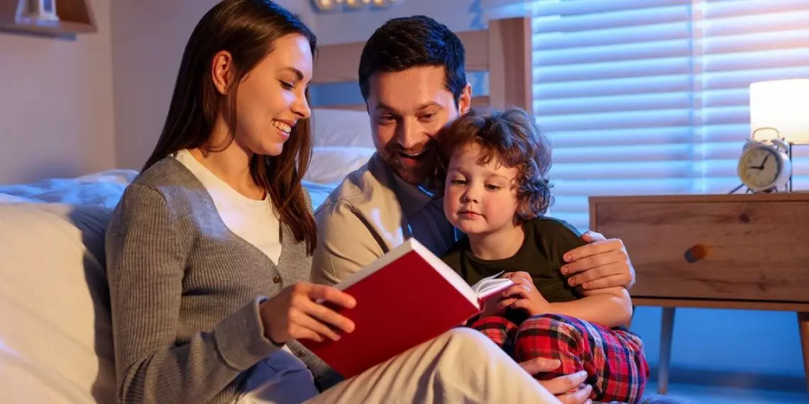 Family bedtime reading routine to promote better sleep