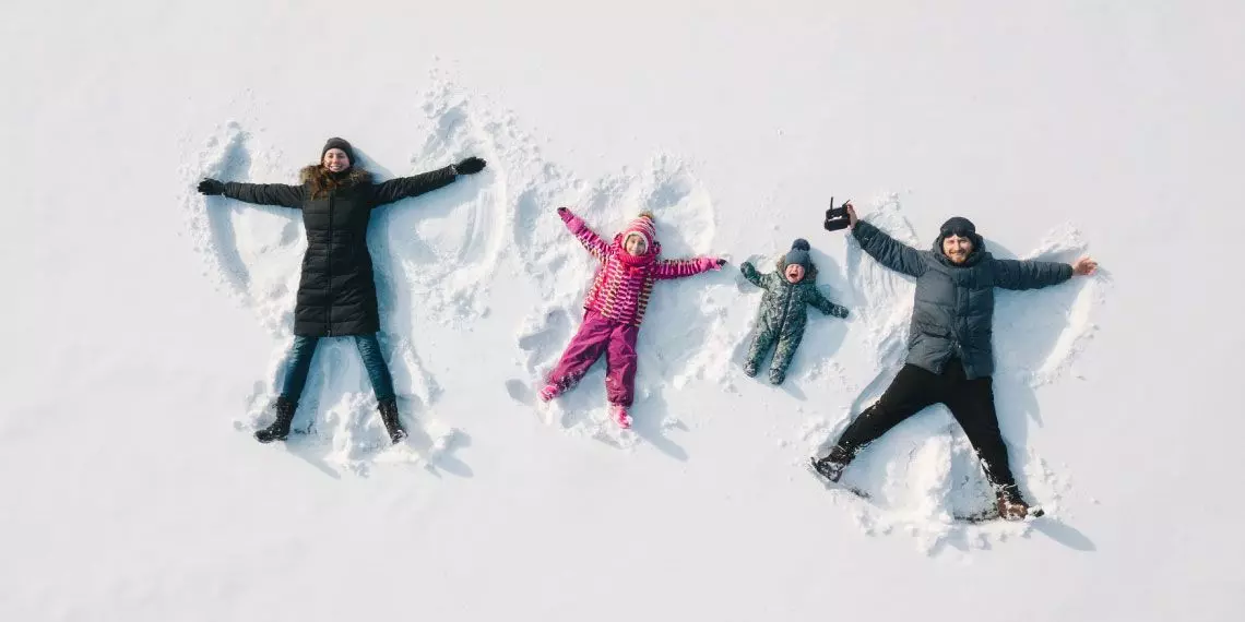 Image5-Family-Winter-Snow-Angels.jpg