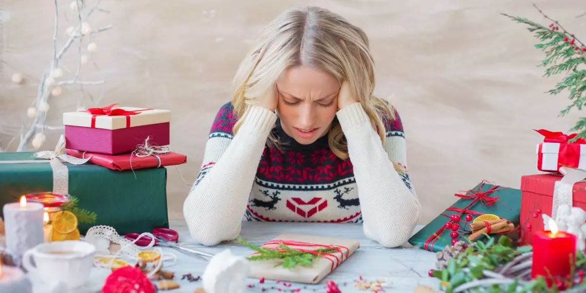 FeaturedImage-stressed-overr-holidays.jpg